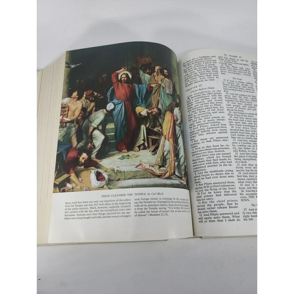 Holy Bible King James Version 1963 KJV Padded Cover VTG Gold Edge Good Council